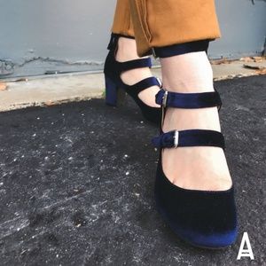 Indigo Road Navy Suede Pumps